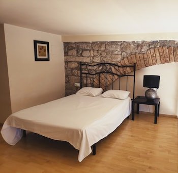 urbi apartments