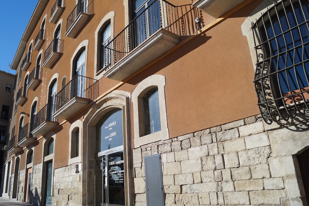 urbi apartments