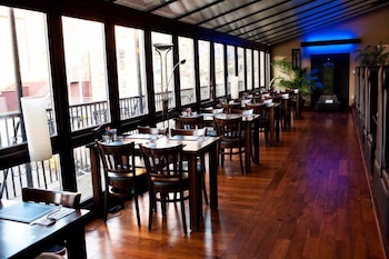 the city hotel