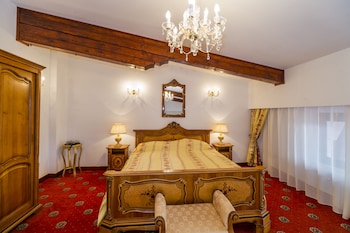 hotel aurelius imparatul romanilor