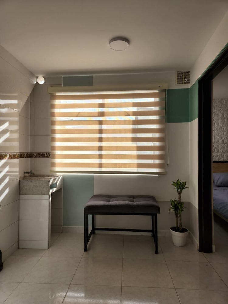 apartamentos y habitaciones