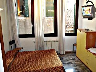 venice apartments