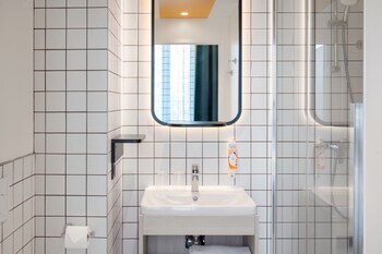 aparthotel adagio access rouen centre cathedrale