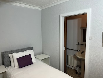 the clifton hotel