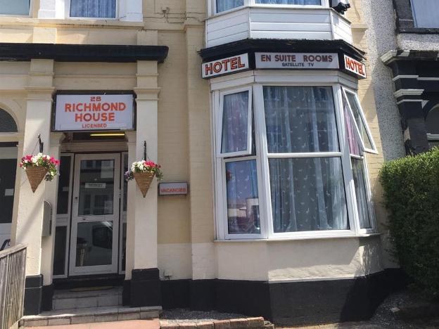 richmond house hotel