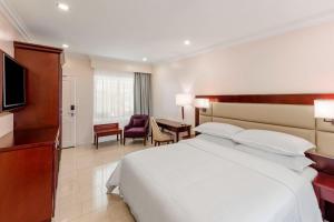 sheraton samoa aggie greys hotel and bungalows