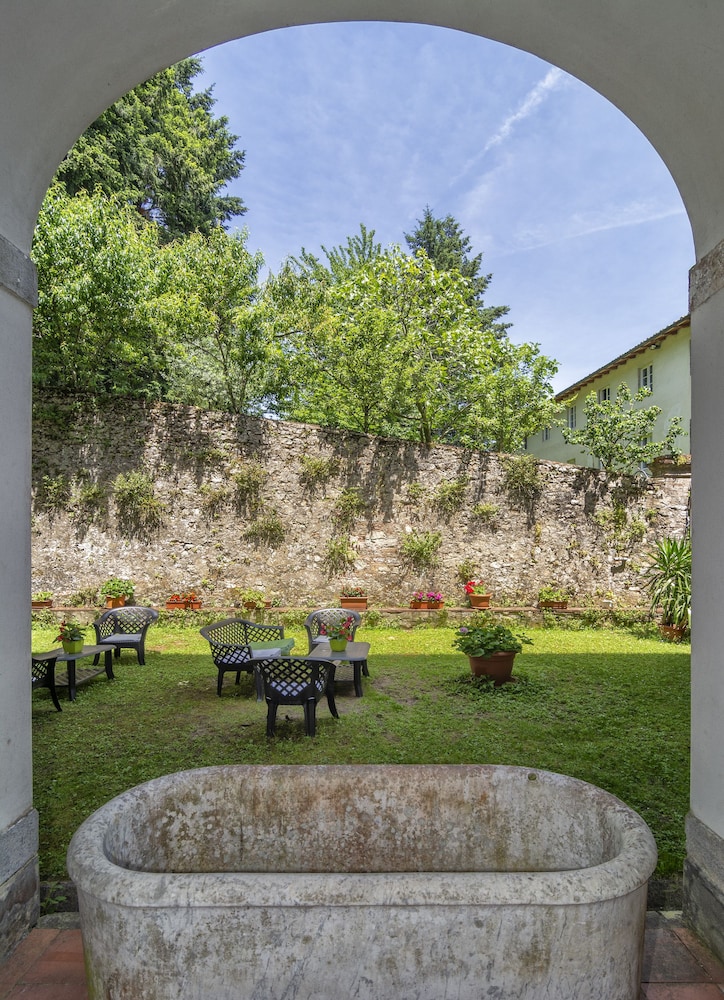 casa diocesana di lucca