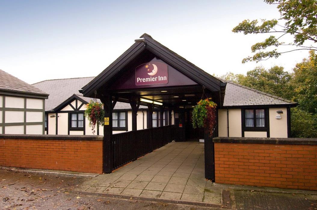 premier inn manchester swinton