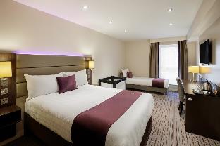 premier inn manchester swinton