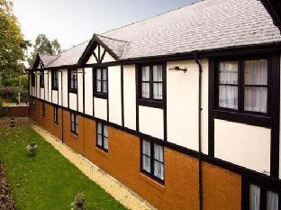 premier inn manchester swinton