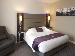 premier inn manchester swinton