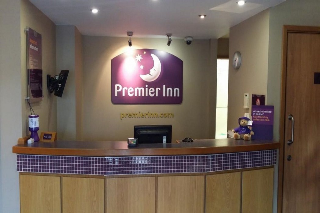 premier inn colchester cowdray avenue