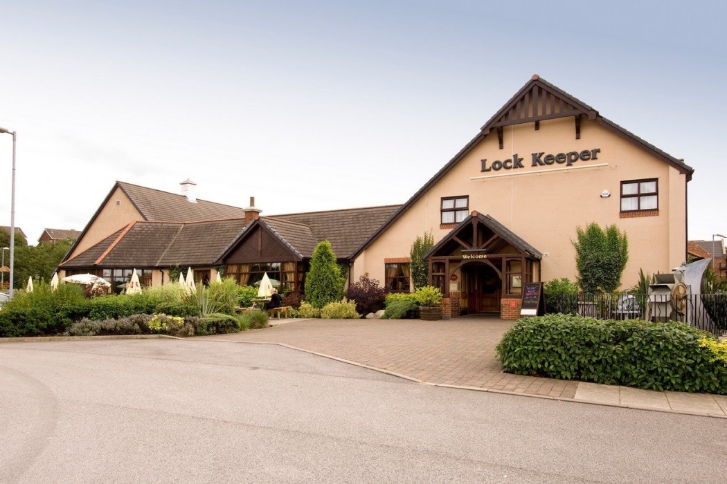 premier inn chesterfield north