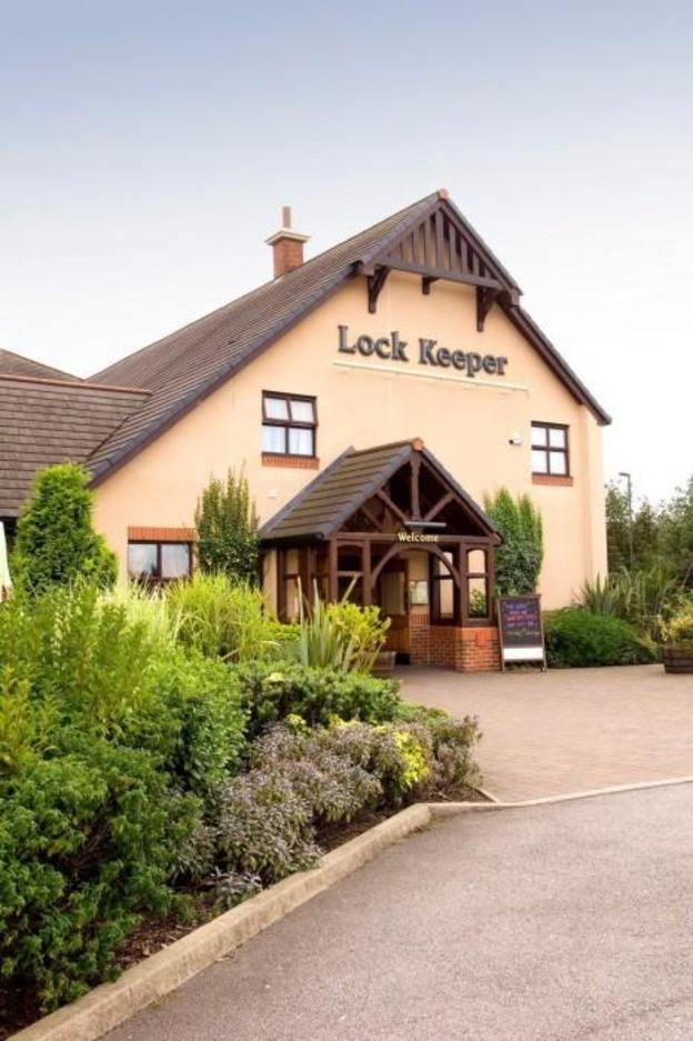 premier inn chesterfield north