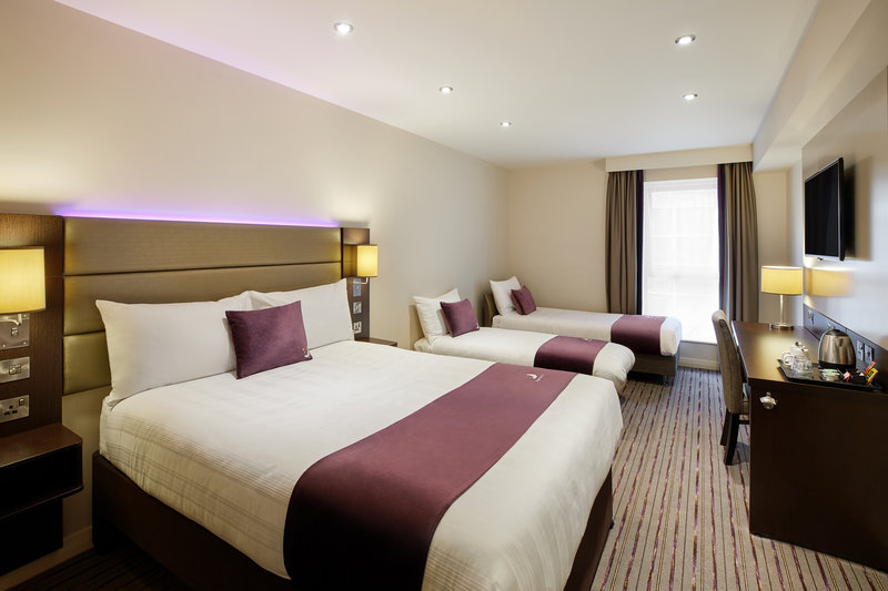 premier inn chesterfield north