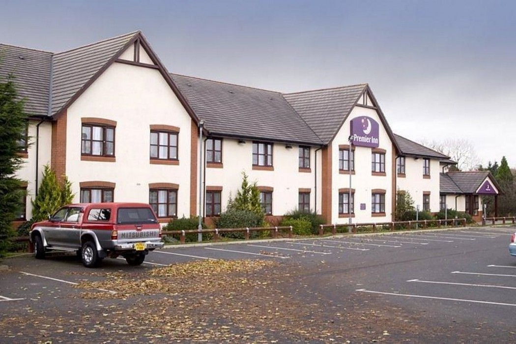 premier inn carlisle m6 jct42