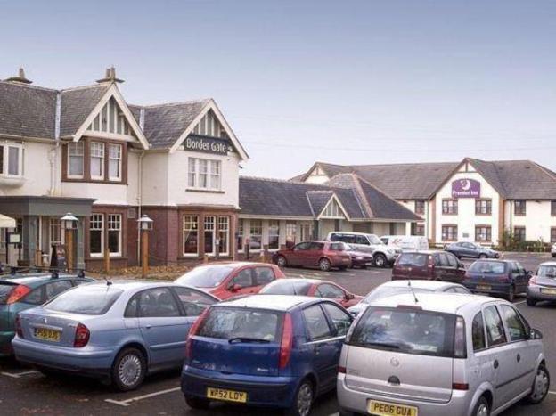 premier inn carlisle m6 jct42