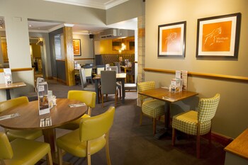 premier inn carlisle m6 jct42