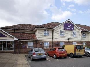 premier inn braintree a120