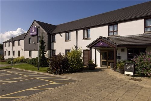 premier inn bodmin