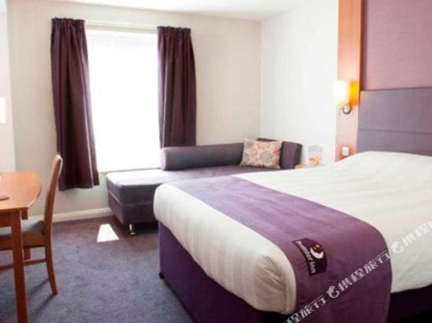 premier inn bodmin