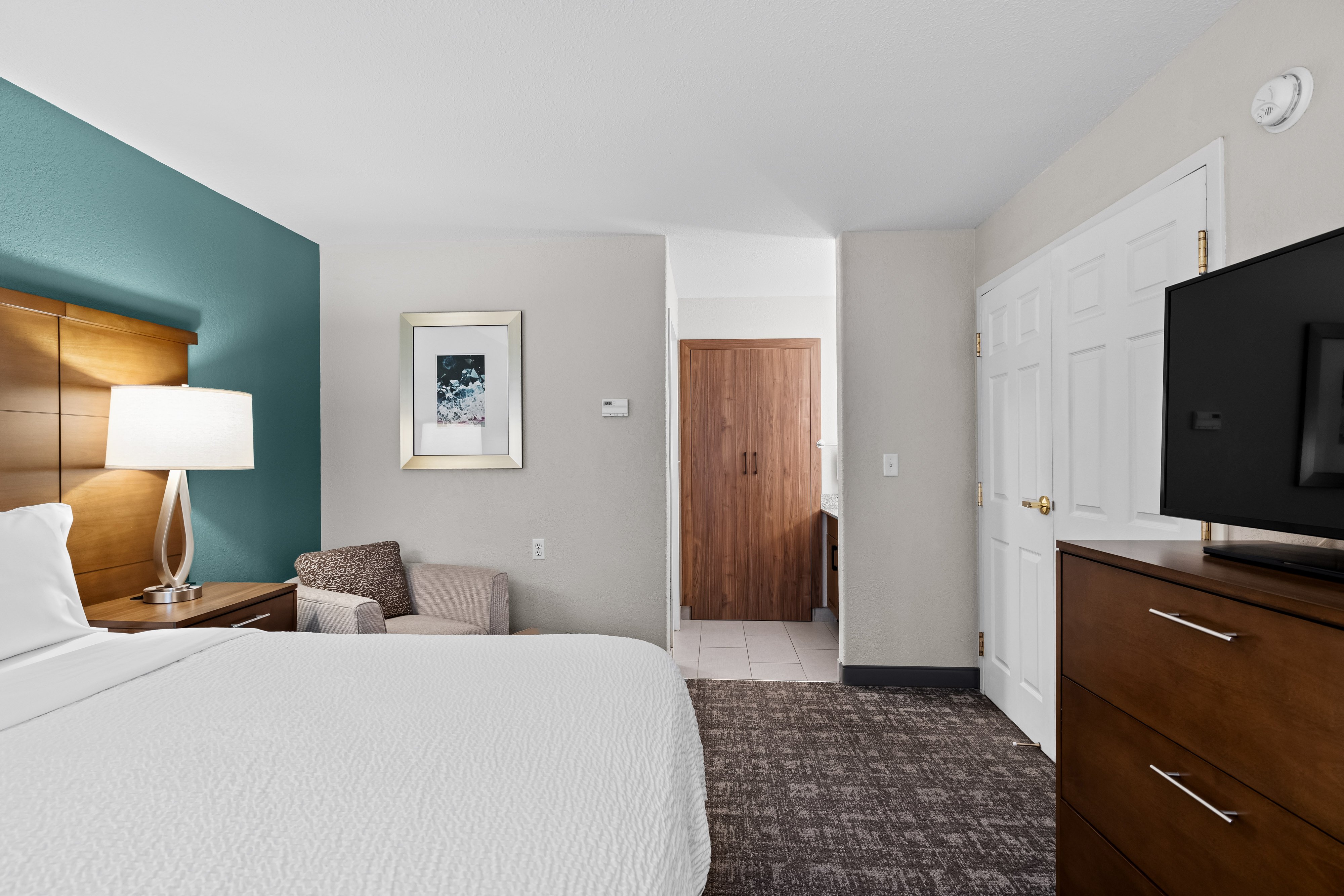staybridge suites calgary airport by ihg