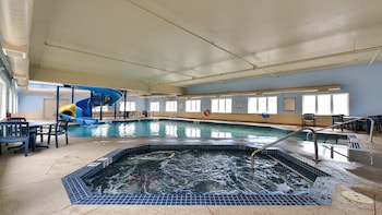Staybridge Suites Calgary Airport By Ihg,Alberta>>Calgary,3 star