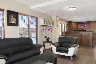 Travelodge By Wyndham Calgary South,Calgary>>Alberta,2 star