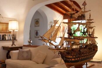 Nora Club Hotel,Palau>>Cagliari,4 star