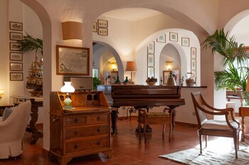 Nora Club Hotel,Palau>>Cagliari,4 star