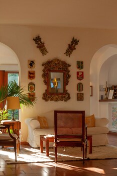 Nora Club Hotel,Palau>>Cagliari,4 star