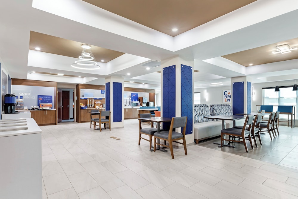 holiday inn express and suites camden i20 hwy 521