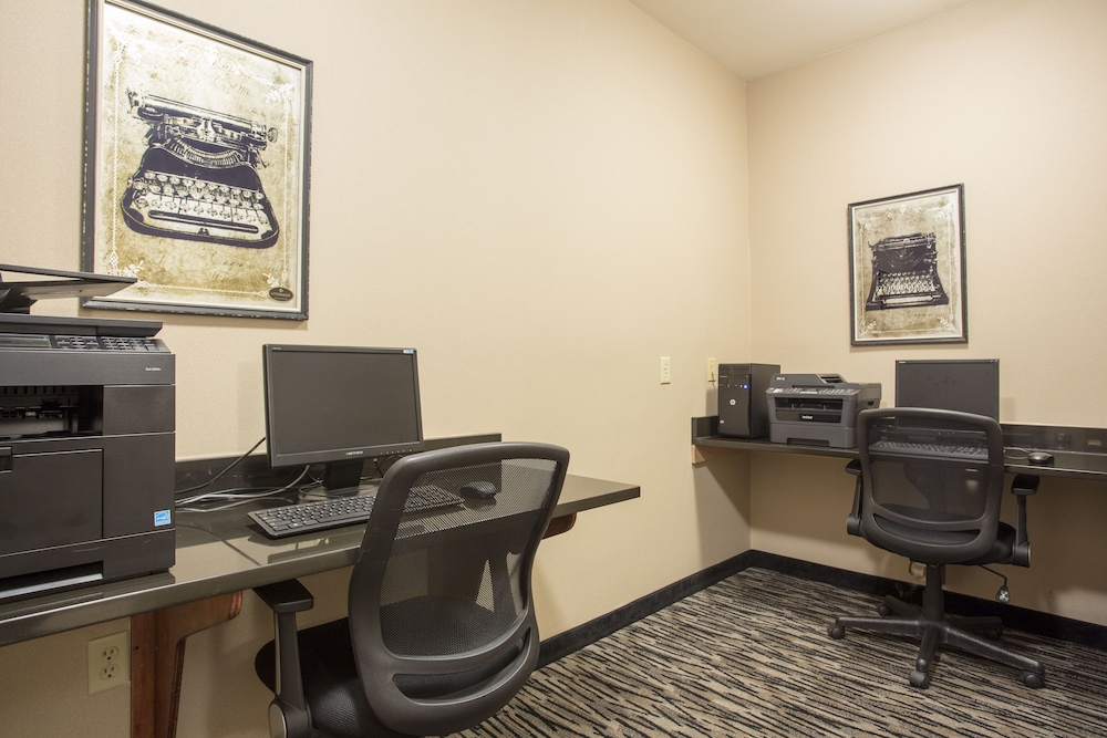 holiday inn express and suites camden i20 hwy 521