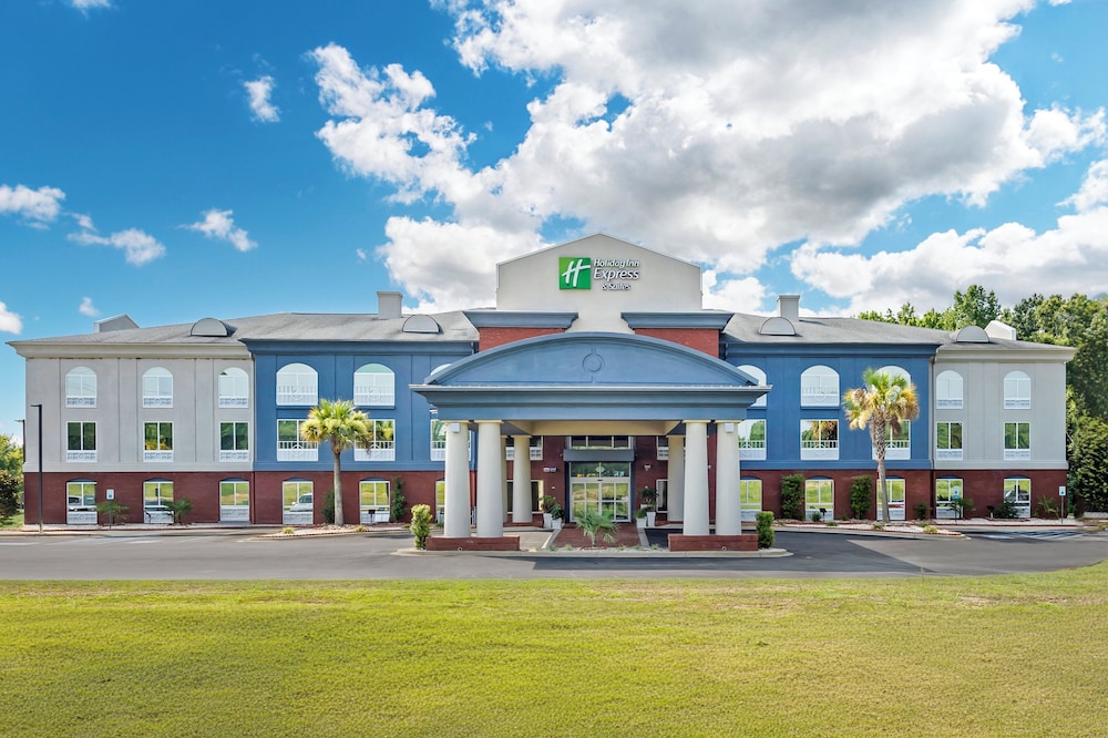 holiday inn express and suites camden i20 hwy 521