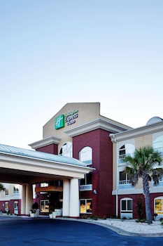 holiday inn express and suites camden i20 hwy 521