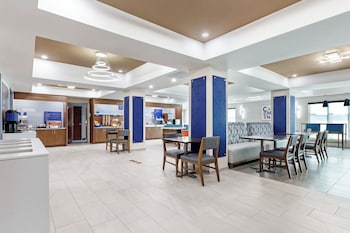holiday inn express and suites camden i20 hwy 521