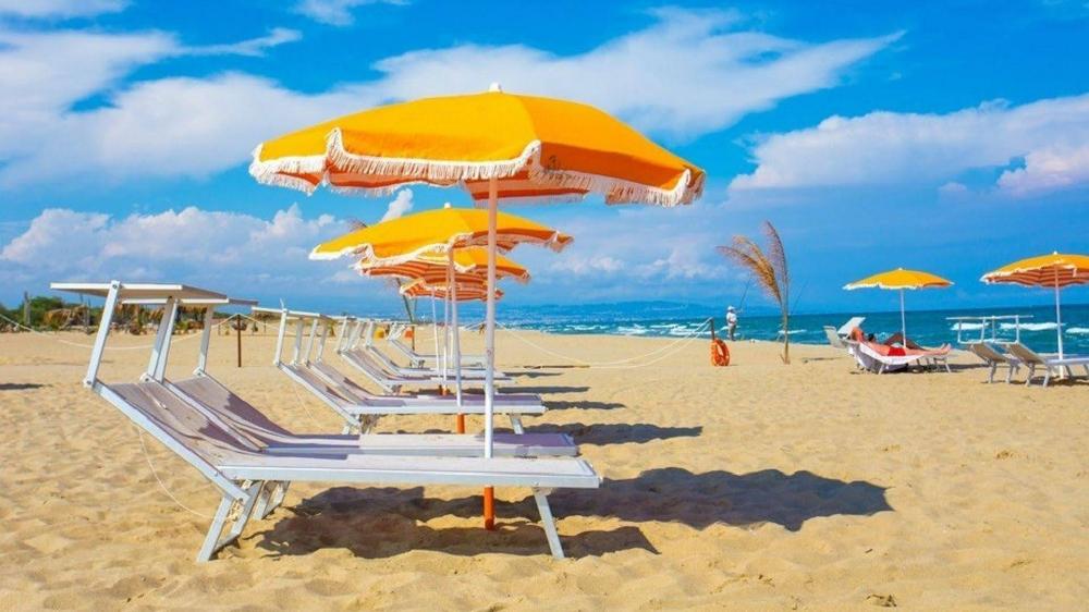 costa del sole beach club