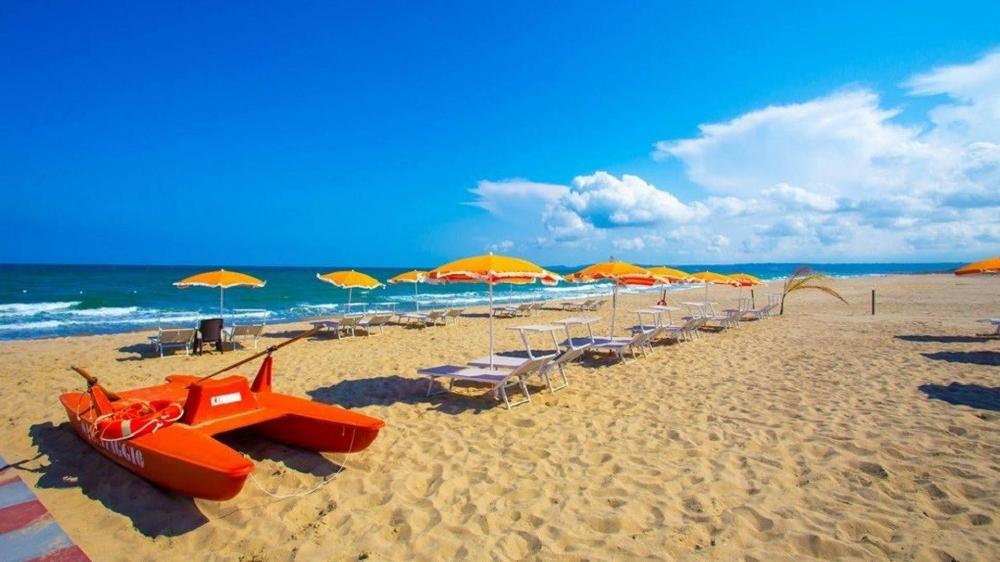 costa del sole beach club