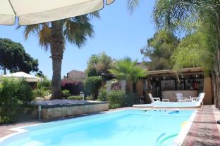 costa del sole beach club