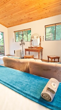 overmeer guest house