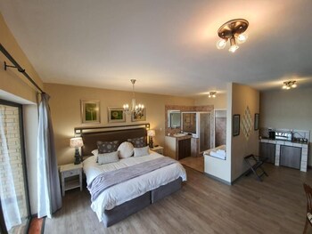 overmeer guest house