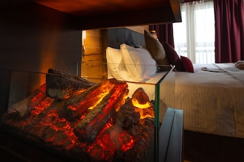 mont chalet nevada hotel and spa