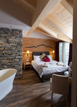 mont chalet nevada hotel and spa