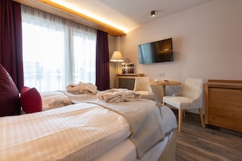 mont chalet nevada hotel and spa