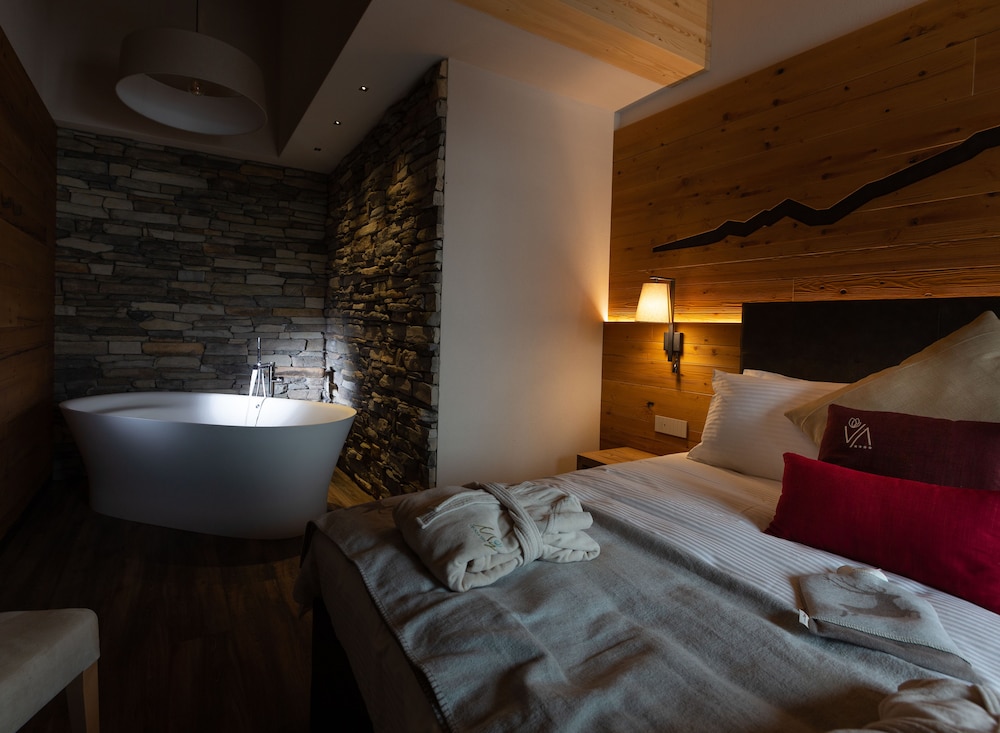 mont chalet nevada hotel and spa