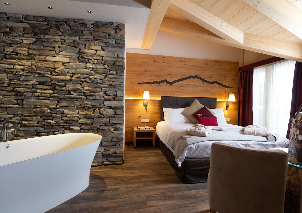 mont chalet nevada hotel and spa