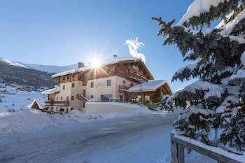 mont chalet nevada hotel and spa