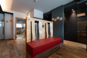 mont chalet nevada hotel and spa