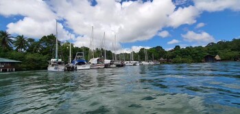hotel catamaran