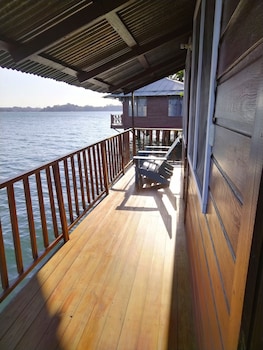 hotel catamaran